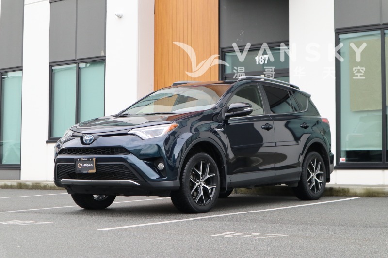 241122113837_2018 Toyota RAV4 SE Hybrid 01.JPG